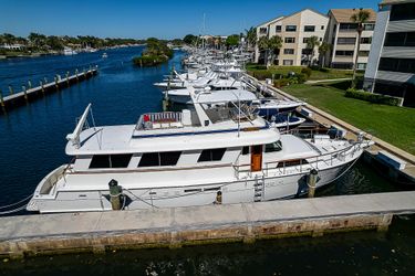 68' Hatteras 1987 Yacht For Sale